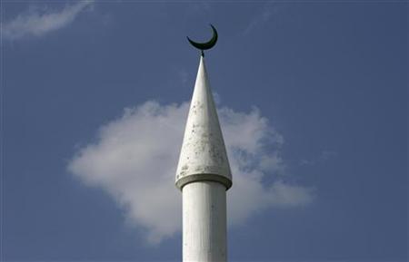 Minaret of Zurich’s Mahmud Mosque, 23 May 2007/Christian Hartmann